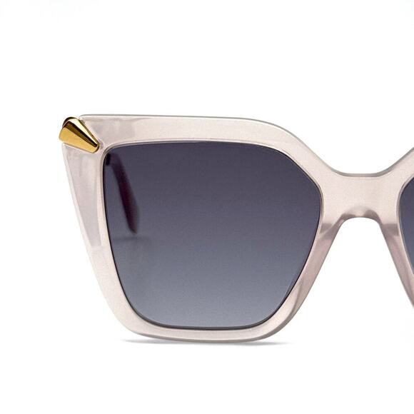 NEW!! BVLGARI Sunglasses BV40002I 72B, Authentic - Picture 4 of 11